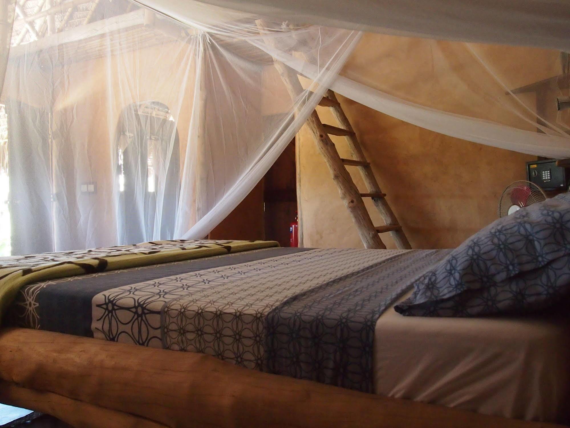 Ulala Lodge Murrebue Eksteriør billede